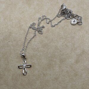N3351 Silpada CROSS MY HEART necklace